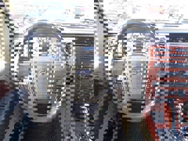 Used 2010 Ford F150 Lariat image 13