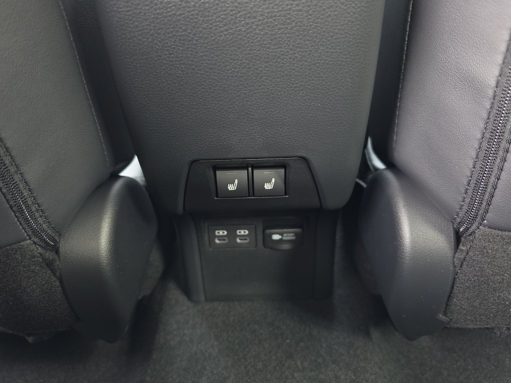 New 2027 Toyota Prius Plug-In Hybrid FWD image 18