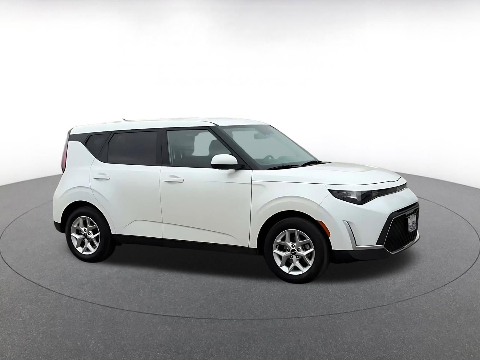 Used 2025 Kia Soul LX w/ LX Technology Package video 2