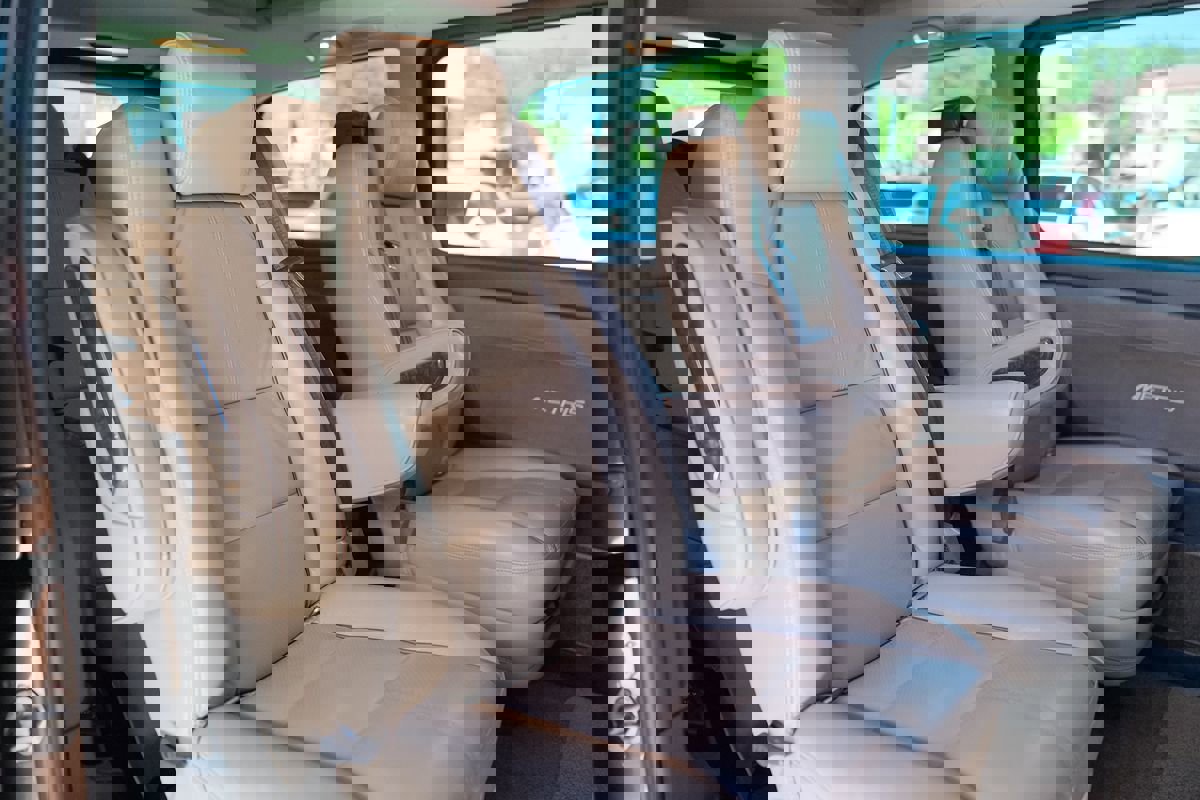 Used 2018 Mercedes-Benz Metris Passenger image 28