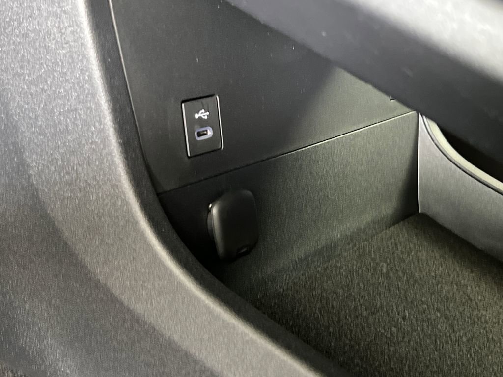 New 2026 Subaru Solterra image 36