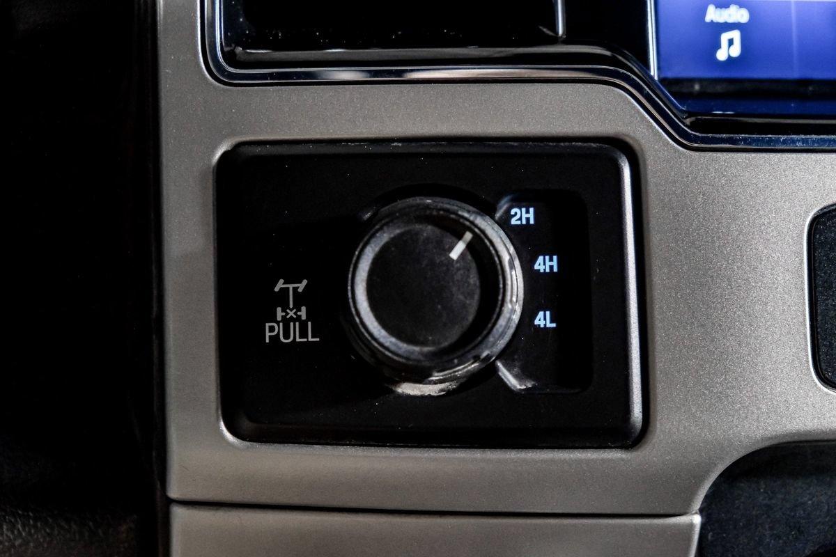 Used 2022 Ford F350 Lariat w/ Lariat Value Package AWD/4WD image 25