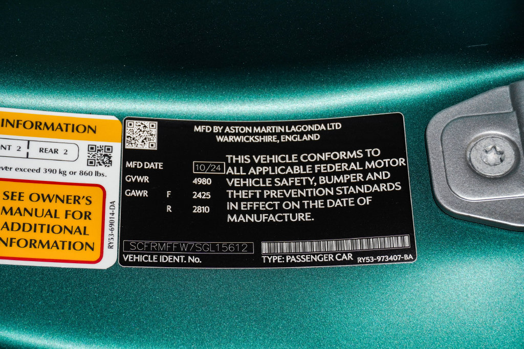 Used 2025 Aston Martin DB12 Coupe RWD image 36