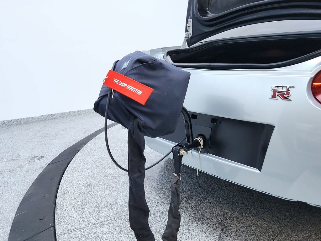 Used 2010 Nissan GT-R Premium AWD/4WD image 36