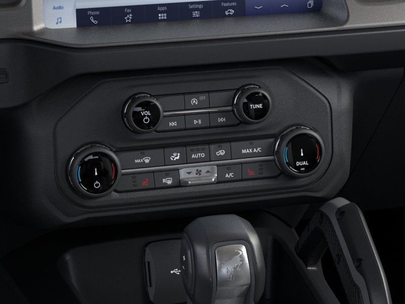 New 2025 Ford Bronco Outer Banks w/ Sasquatch Package AWD/4WD image 41