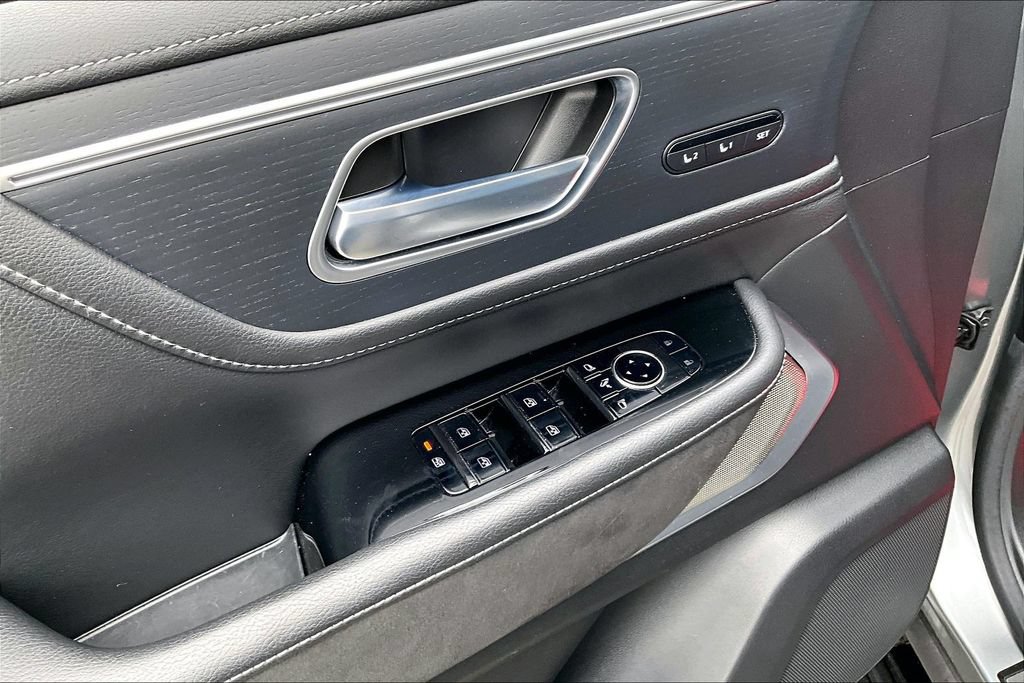 Certified 2025 INFINITI QX80 Sensory AWD/4WD image 51