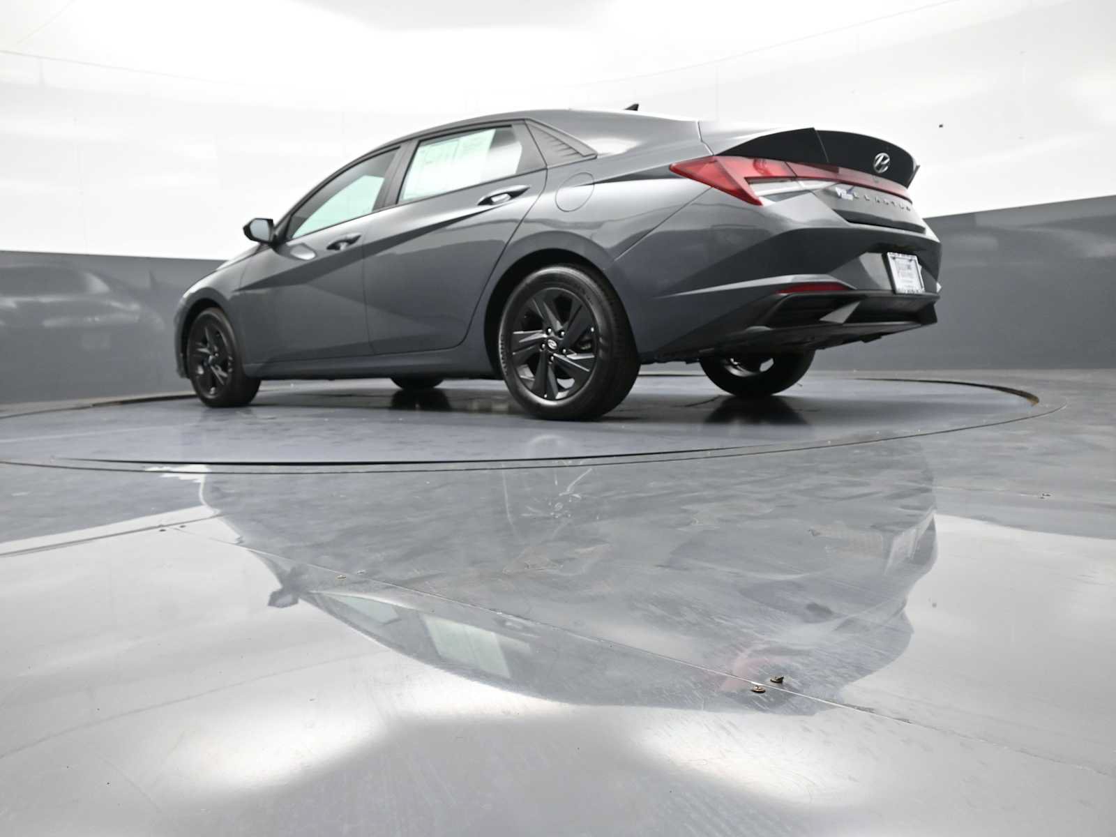 Certified 2023 Hyundai Elantra SEL FWD image 30