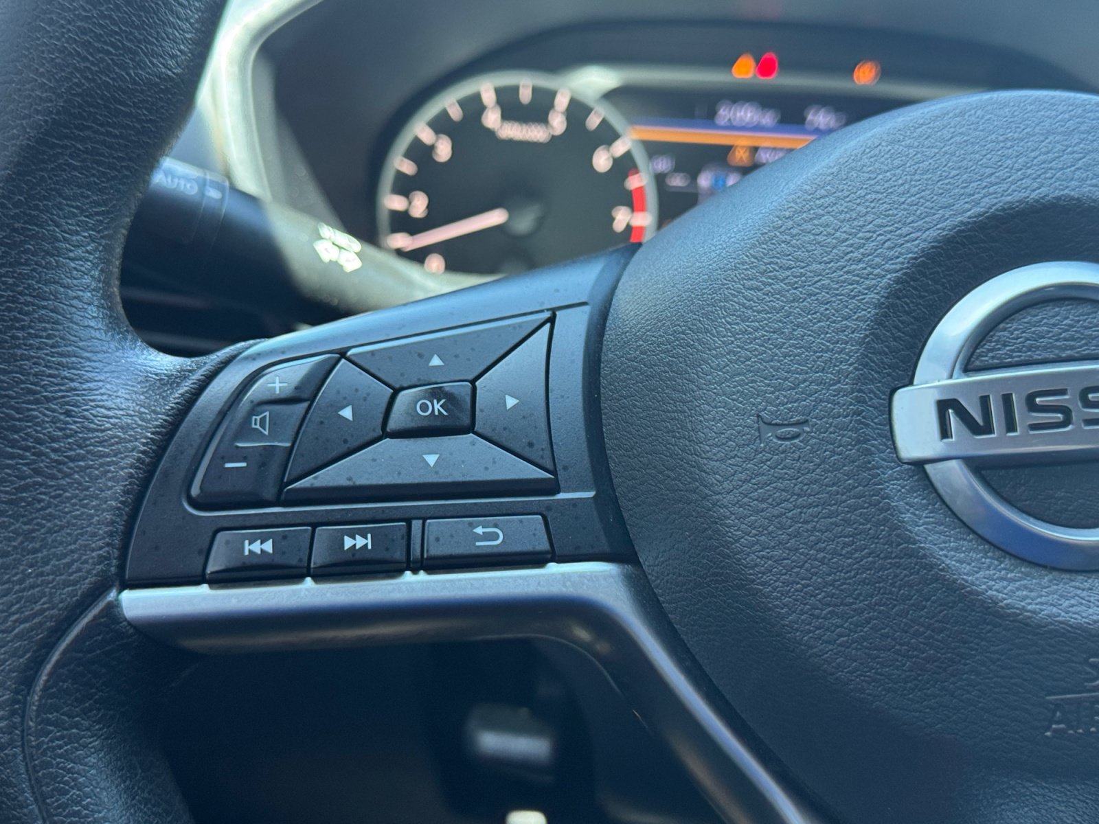 Used 2022 Nissan Altima 2.5 SV FWD image 22