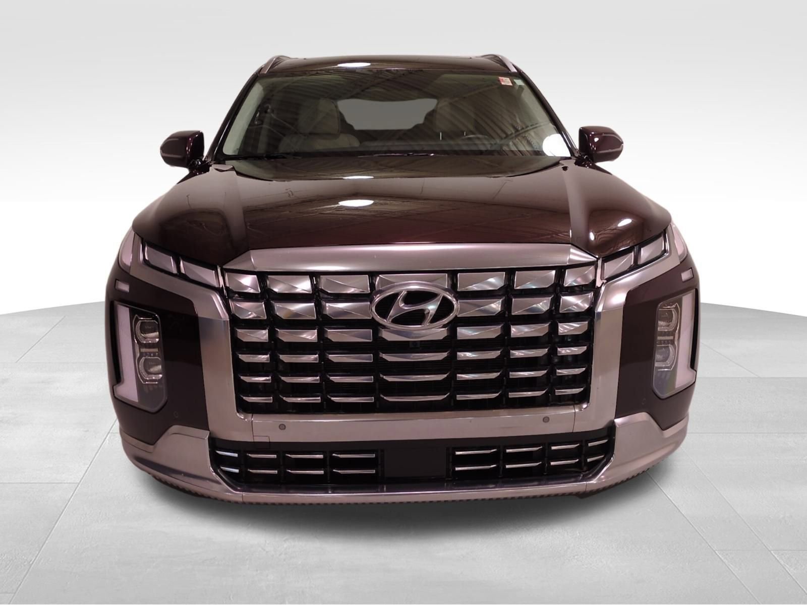 Used 2023 Hyundai Palisade Calligraphy image 9