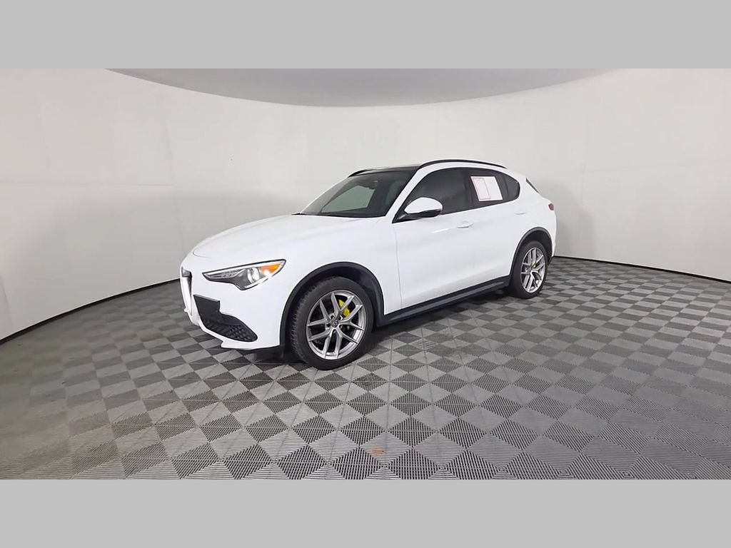 Used 2018 Alfa Romeo Stelvio Ti Sport AWD/4WD image 48
