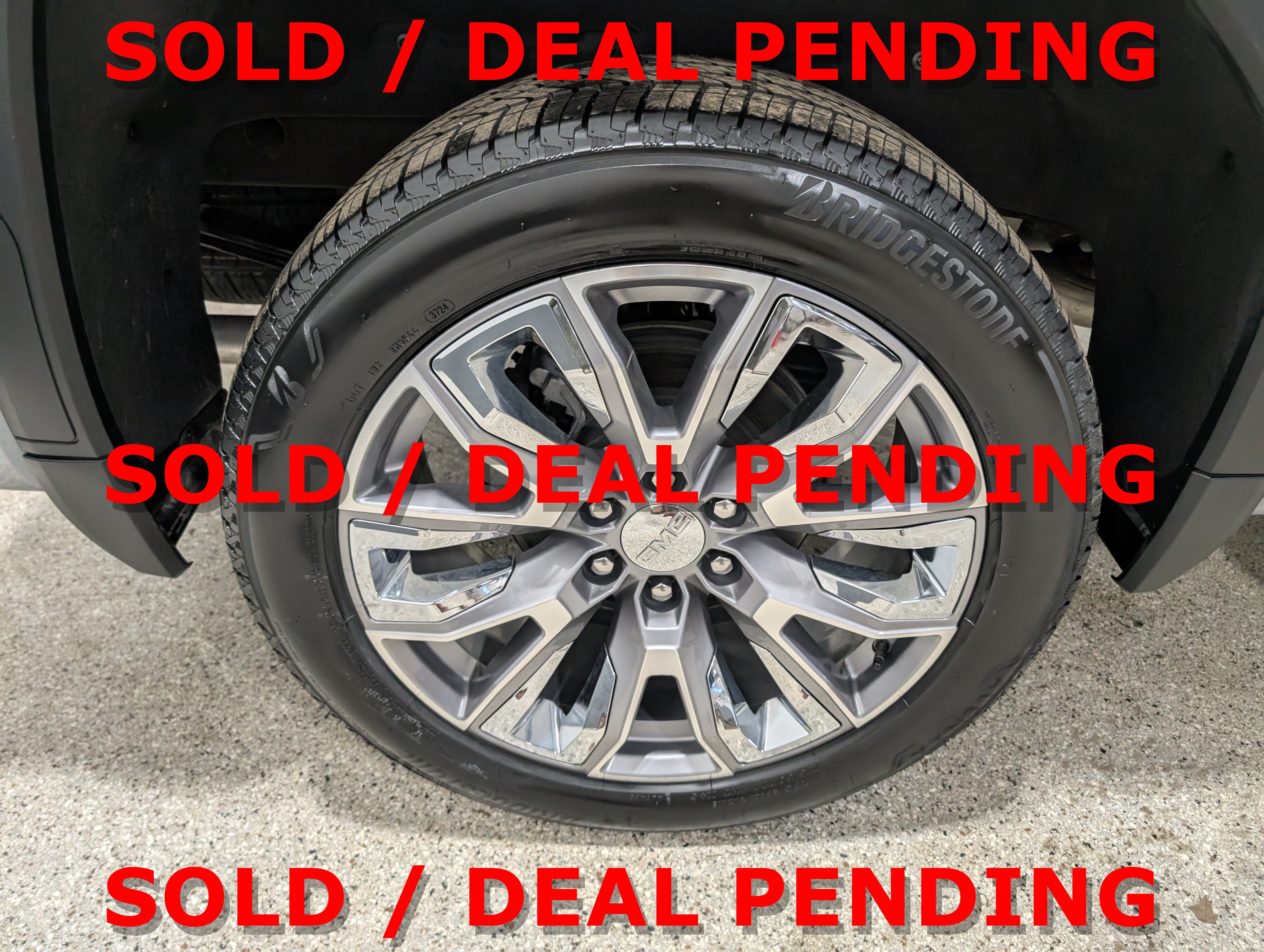 Used 2025 GMC Sierra 1500 Denali w/ Denali Reserve Package AWD/4WD image 13