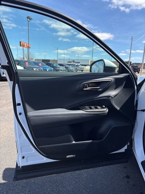 Used 2024 Toyota Crown XLE image 13