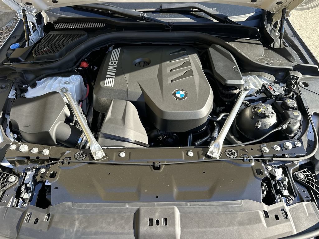 Used 2026 BMW 530i xDrive AWD/4WD image 26