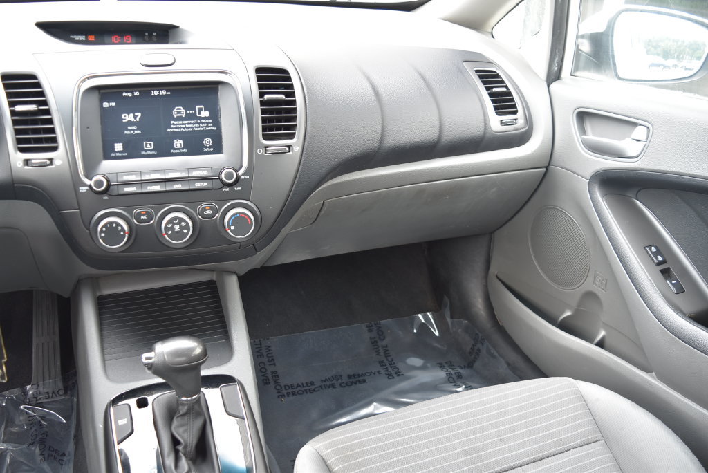 Used 2018 Kia Forte LX w/ LX Popular Package FWD image 12