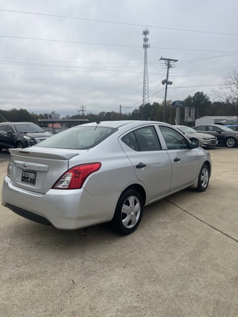 Used 2019 Nissan Versa S Plus image 9