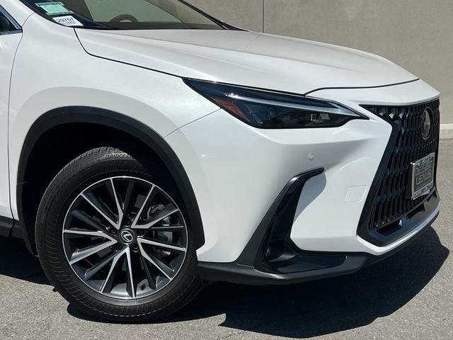 Used 2025 Lexus NX 250 FWD w/ Premium Package image 2