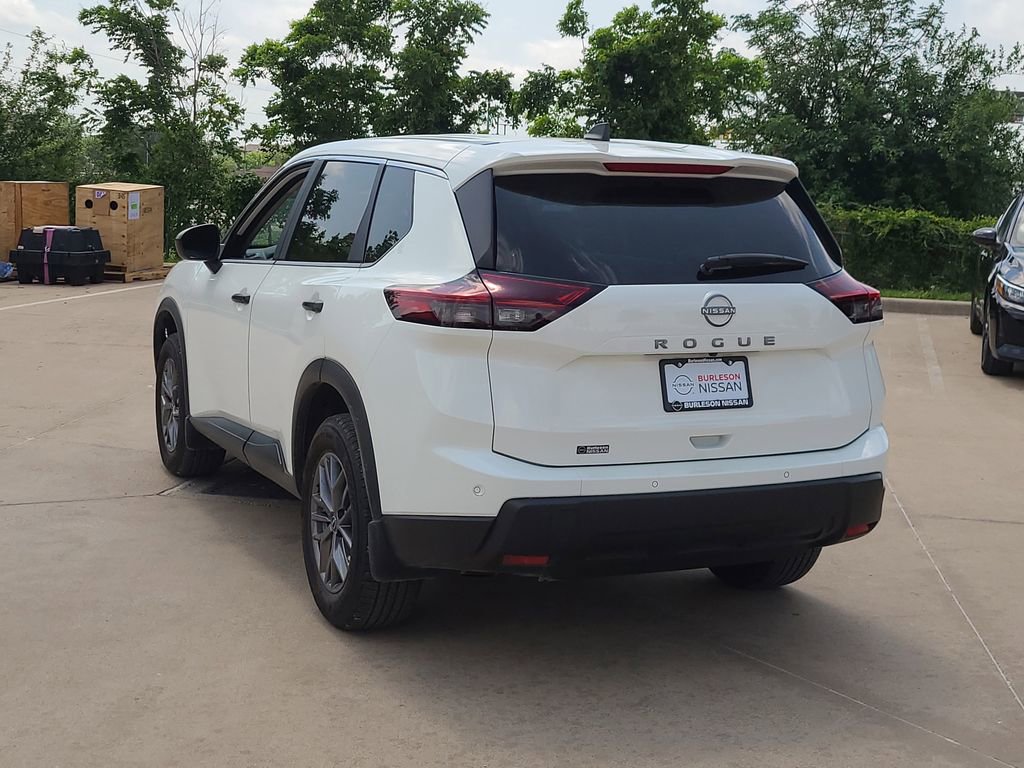 Certified 2026 Nissan Rogue S FWD image 2