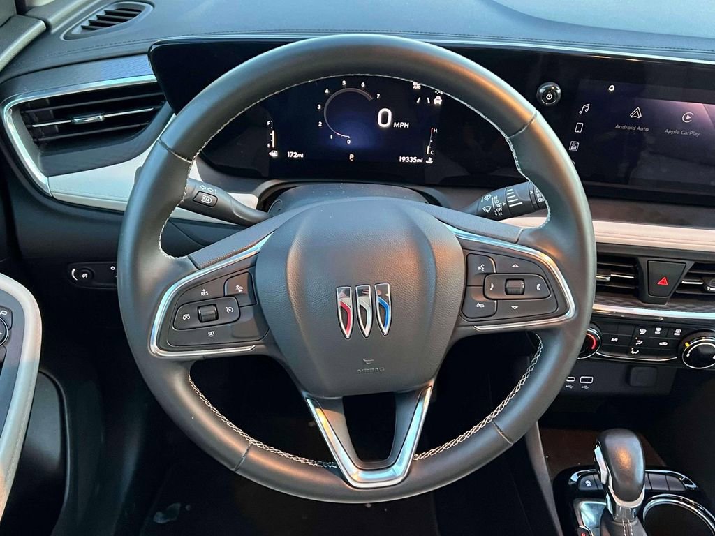 Used 2024 Buick Encore GX Preferred AWD/4WD image 11