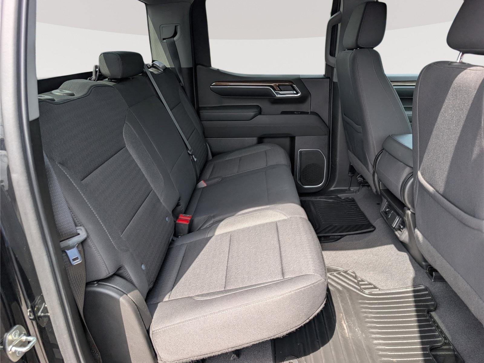 Used 2023 Chevrolet Silverado 1500 LT AWD/4WD image 12