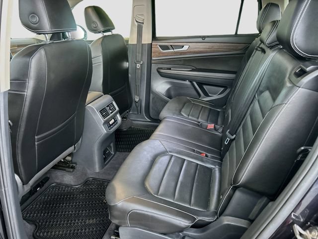 Used 2024 Volkswagen Atlas SEL AWD/4WD image 19
