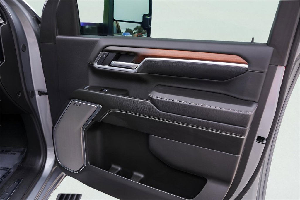 Certified 2025 GMC Sierra 2500 Denali w/ Denali Reserve Package image 31