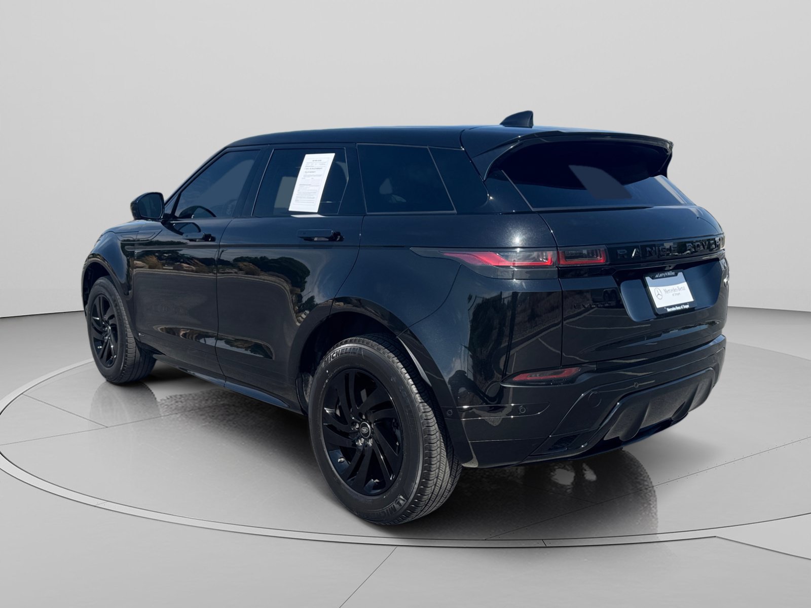 Used 2021 Land Rover Range Rover Evoque R-Dynamic S AWD/4WD image 3