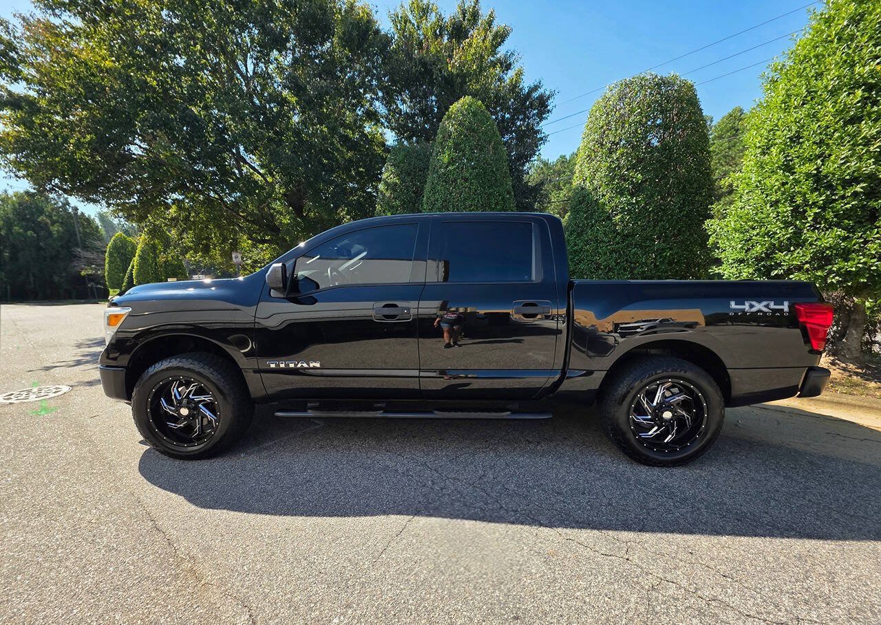 Used 2017 Nissan Titan S AWD/4WD image 2