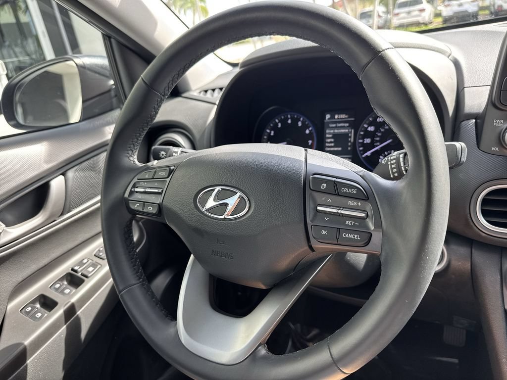 Used 2021 Hyundai Kona Limited w/ Cargo Package FWD image 54