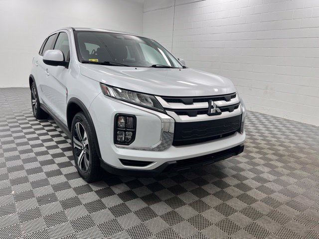 Used 2026 Mitsubishi Outlander Sport ES AWD/4WD image 1