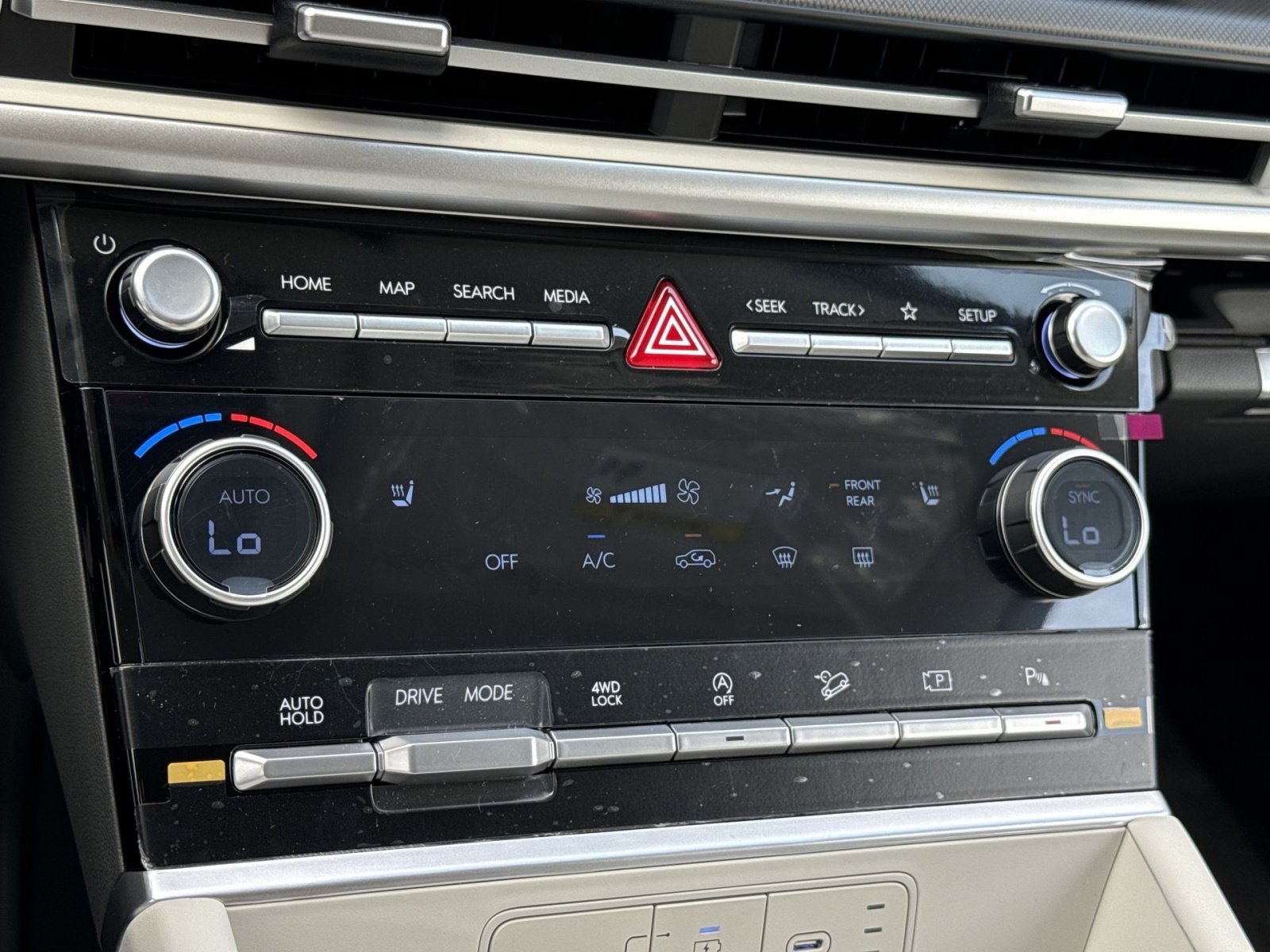 New 2027 Hyundai Santa Fe SEL AWD/4WD image 21