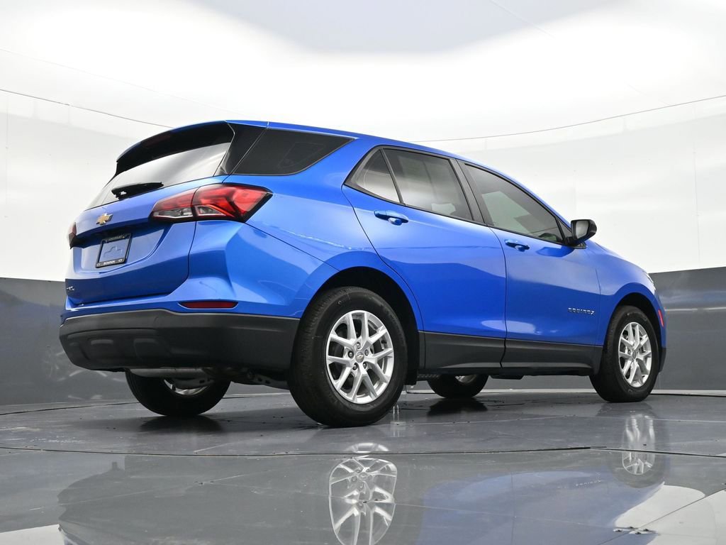 Used 2024 Chevrolet Equinox LS image 28