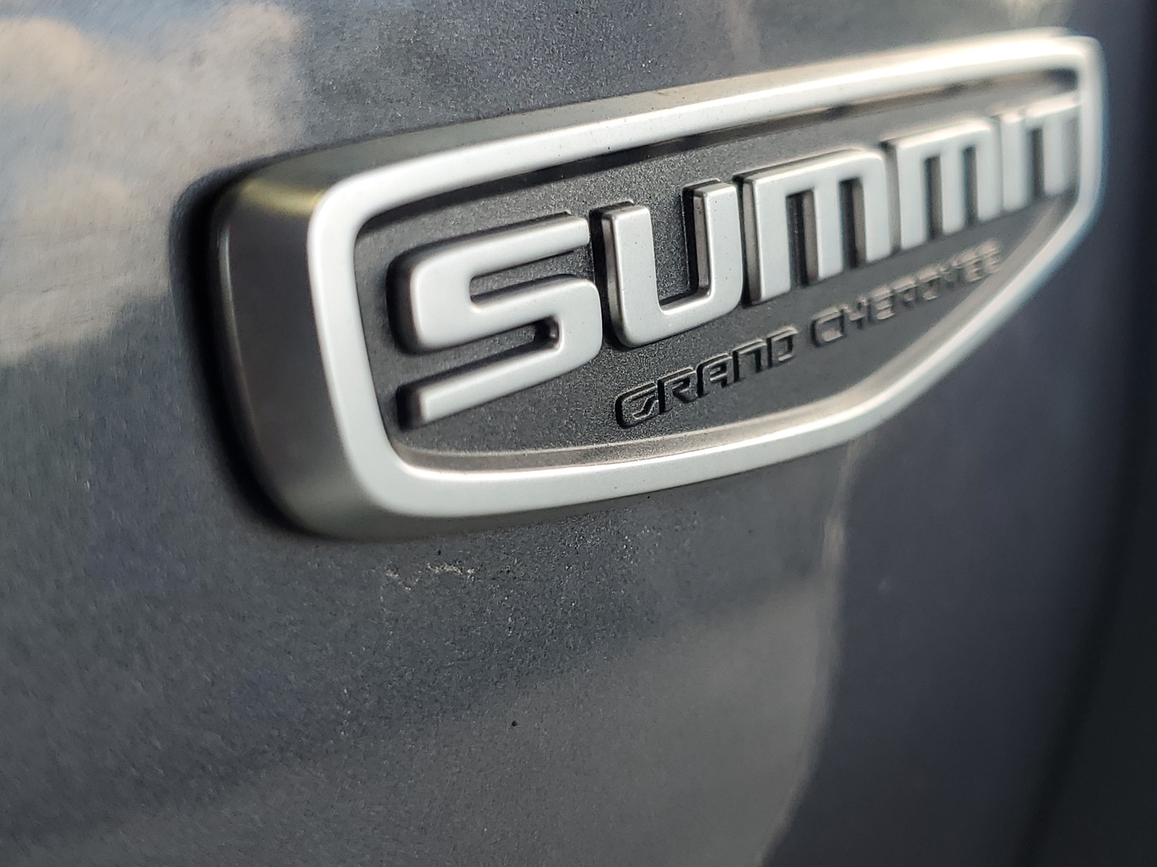 Used 2022 Jeep Grand Cherokee L Summit w/ Advanced Protech Group IV RWD image 6