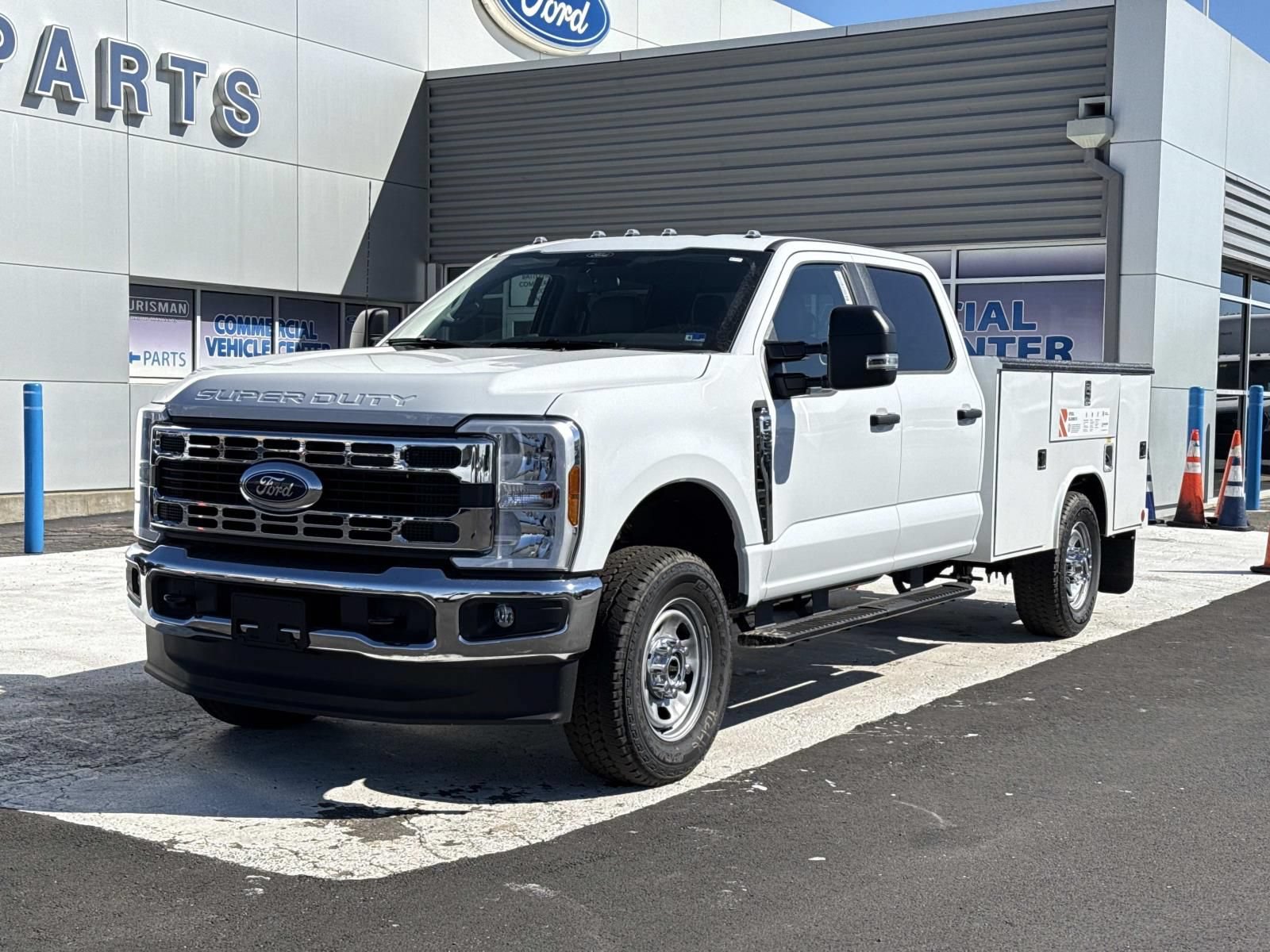 New 2026 Ford F350 XL w/ XL Chrome Package AWD/4WD image 7