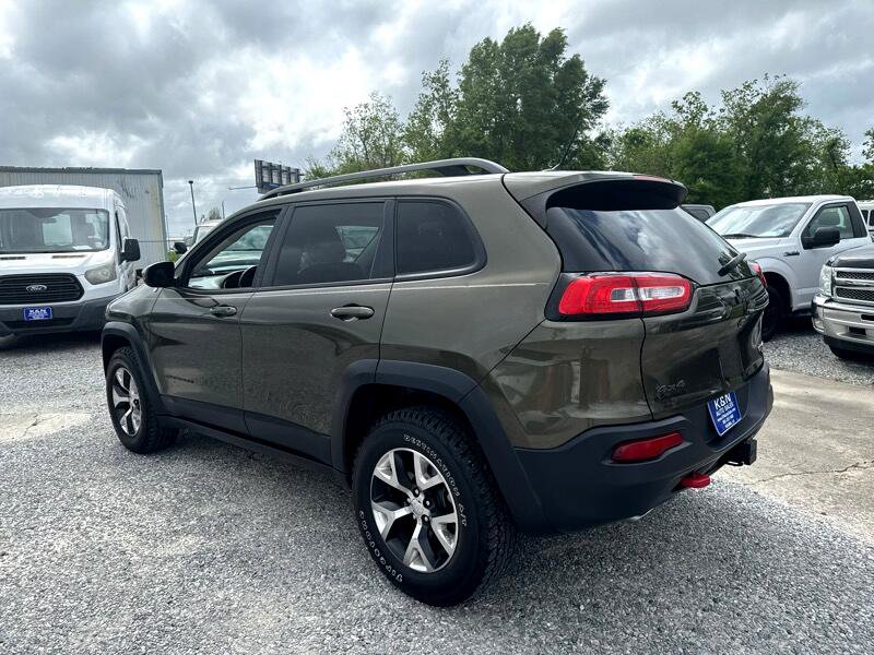 Used 2015 Jeep Cherokee Trailhawk w/ Comfort/Convenience Group image 3