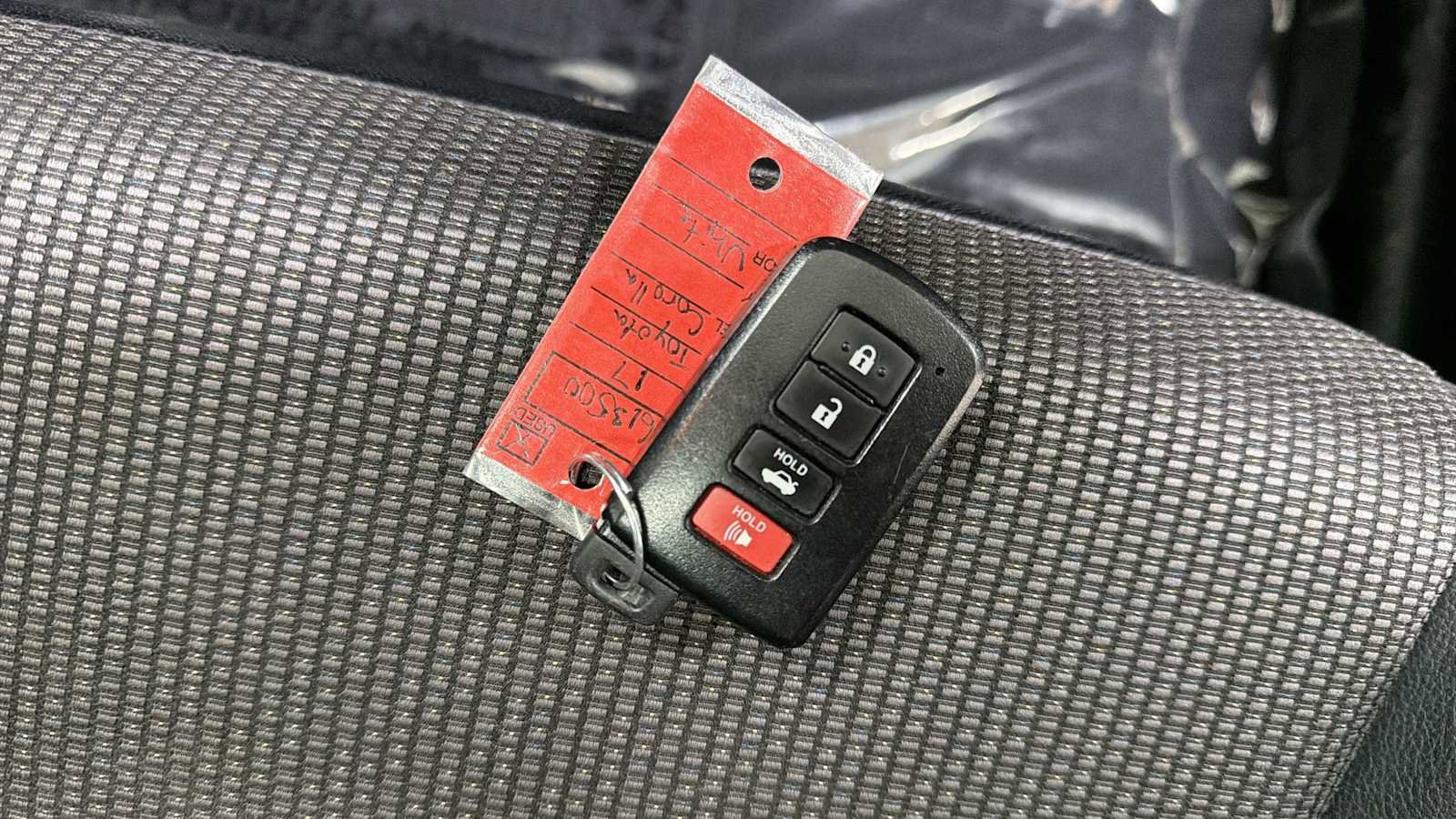 Used 2017 Toyota Corolla SE w/ SE Premium Package image 31