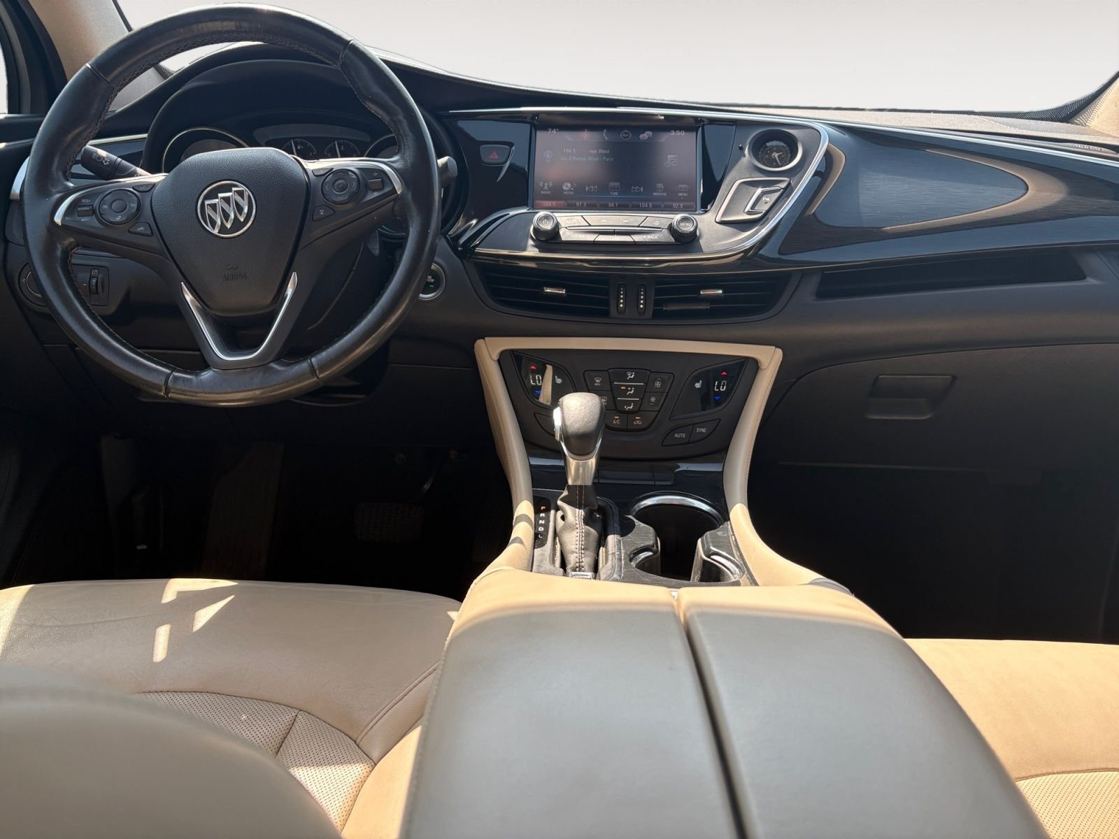 Used 2017 Buick Envision Essence w/ LPO, Cargo Package FWD image 10