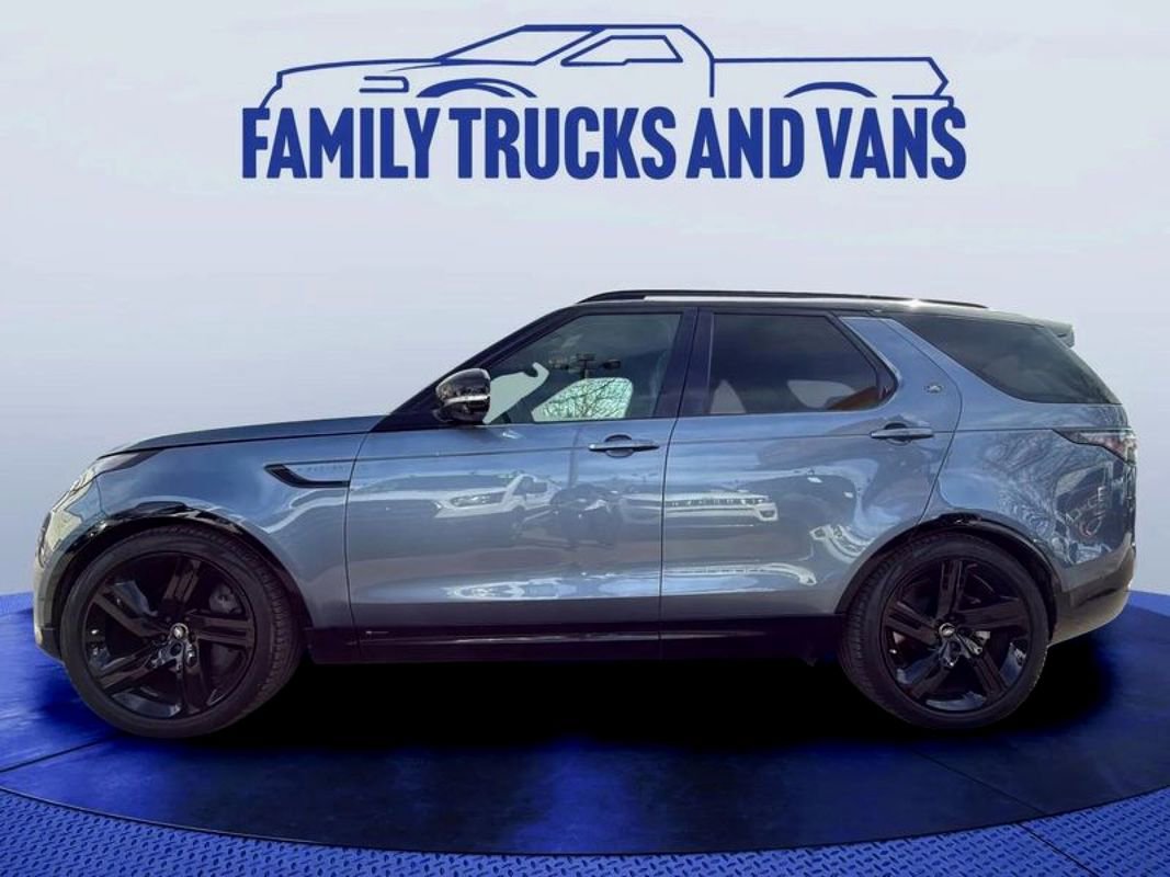 Used 2022 Land Rover Discovery HSE R-Dynamic image 2