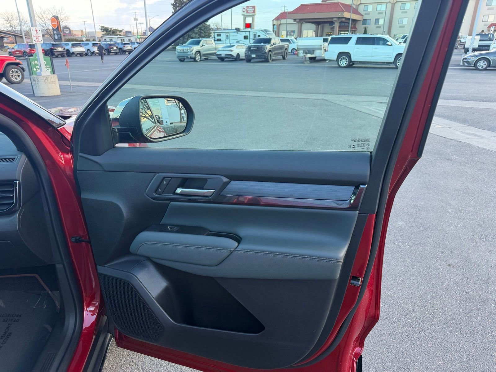 New 2026 GMC Terrain AT4 w/ Convenience Package III image 10