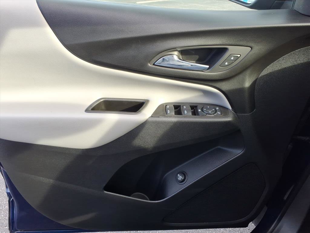 Used 2022 Chevrolet Equinox LT image 23