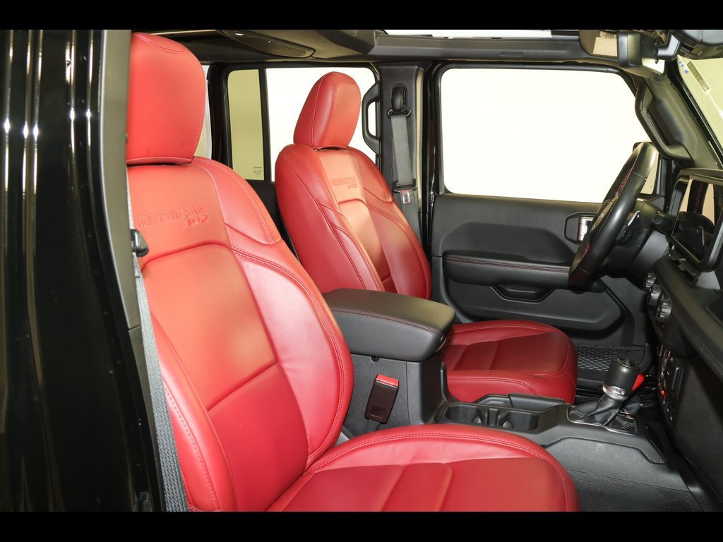 Used 2024 Jeep Wrangler Unlimited Rubicon 392 image 32