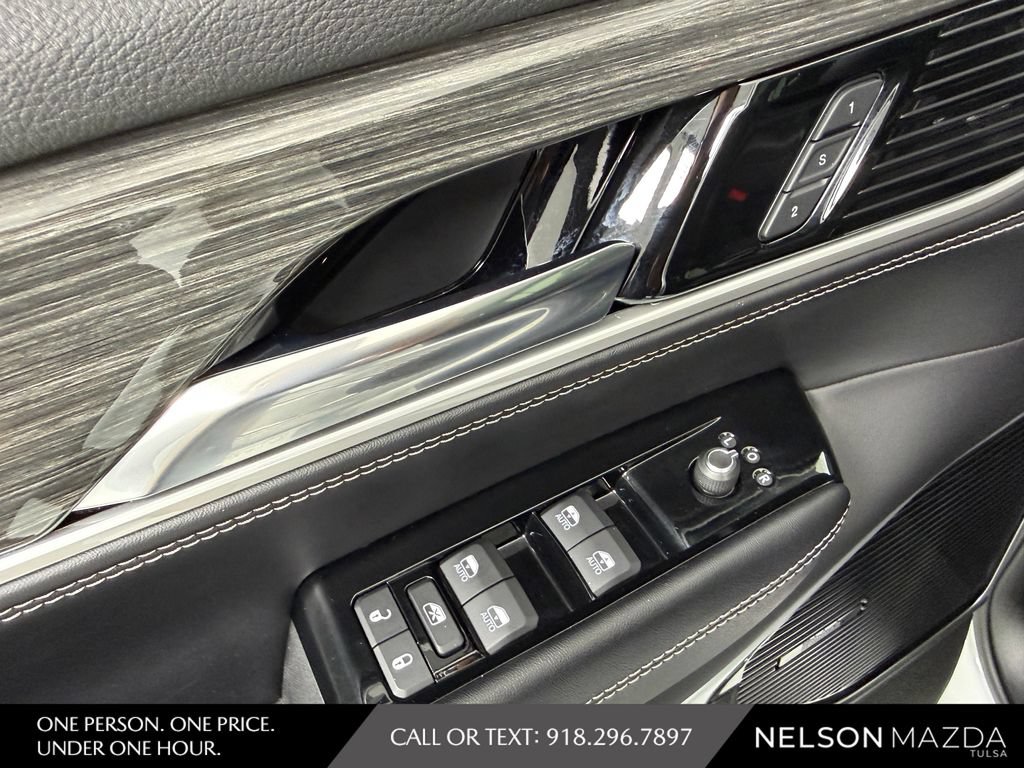 Used 2022 Jeep Wagoneer Series III w/ Premium Group I AWD/4WD image 19