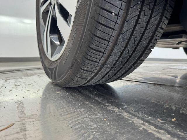 Certified 2024 Mercedes-Benz GLB 250 image 10