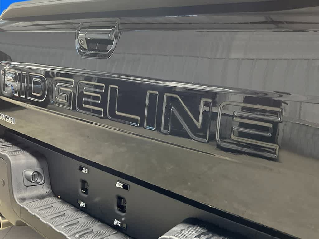New 2026 Honda Ridgeline Black Edition image 6