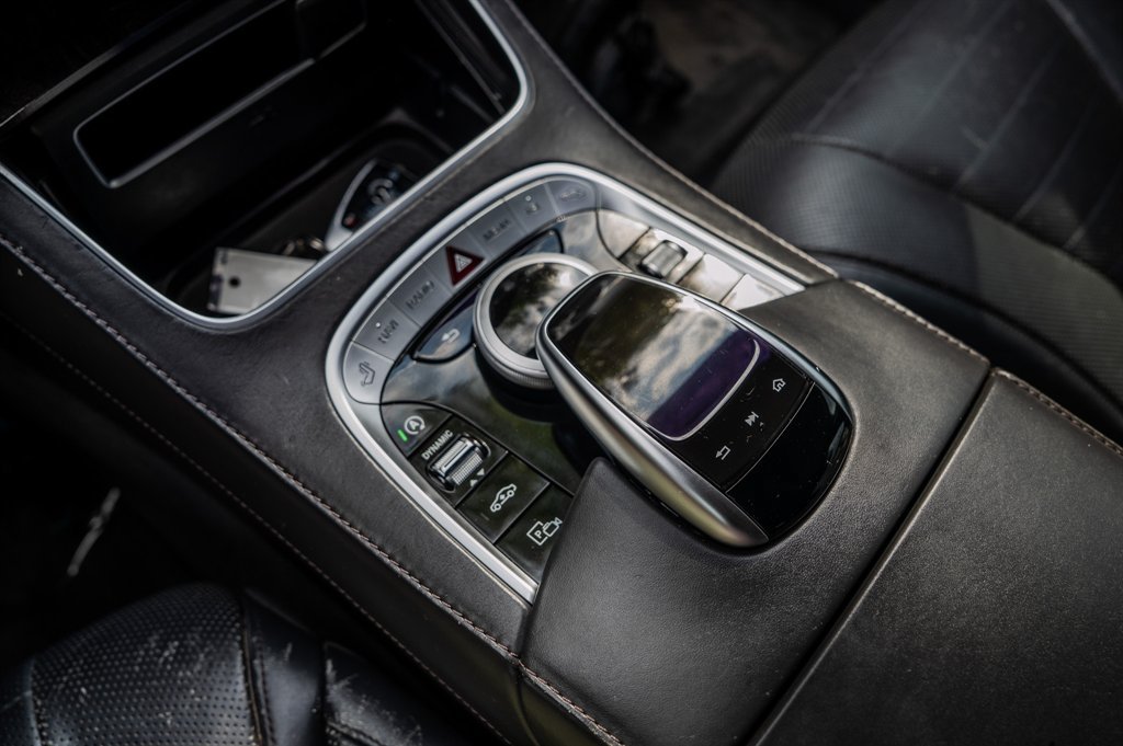 Used 2019 Mercedes-Benz S 560 Sedan w/ AMG Line Exterior image 23