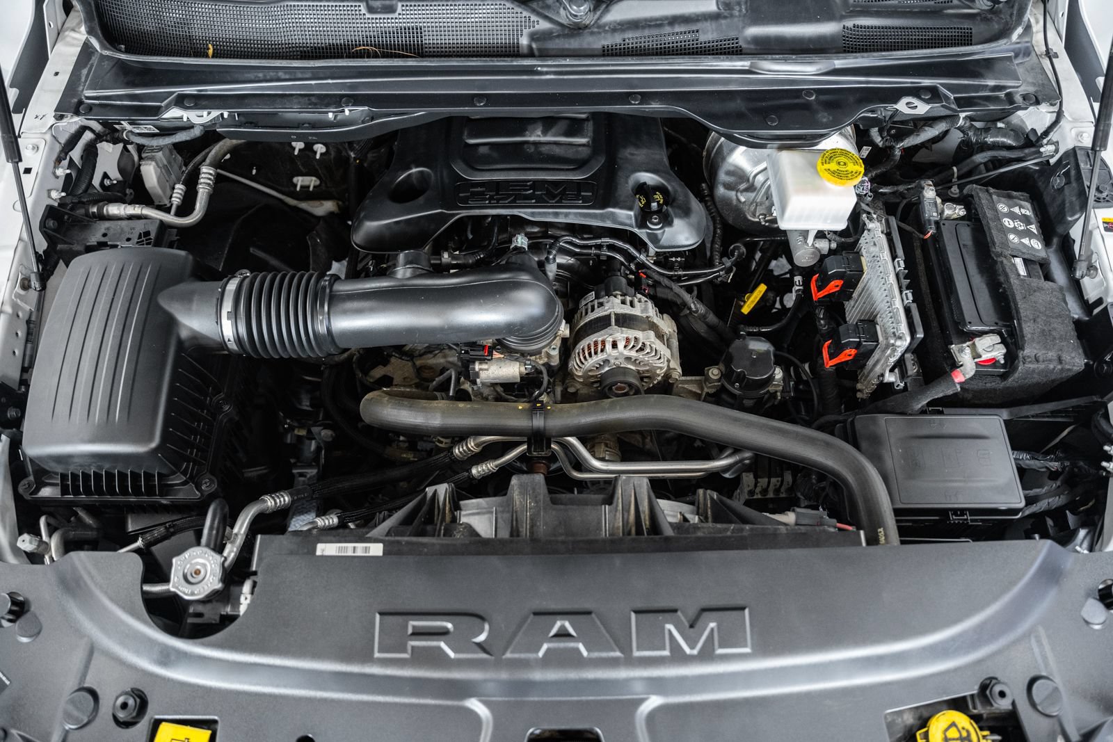 Used 2022 RAM 1500 Laramie AWD/4WD image 22