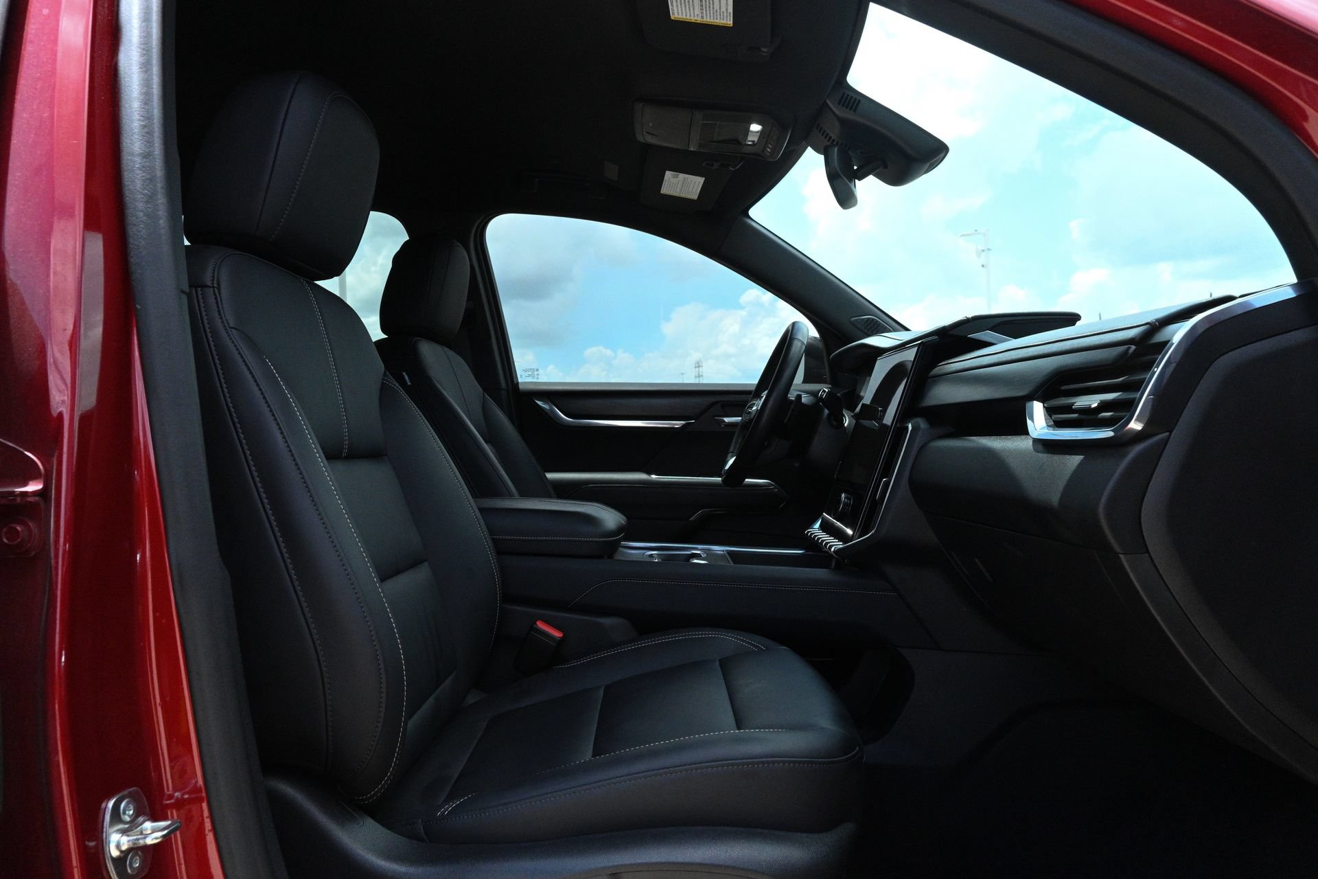 Used 2024 GMC Acadia Elevation w/ LPO, Floor Liner Package FWD image 25