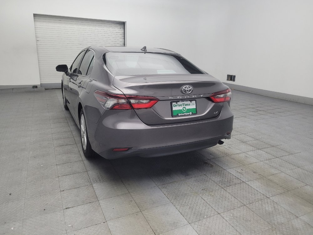 Used 2022 Toyota Camry LE FWD image 5