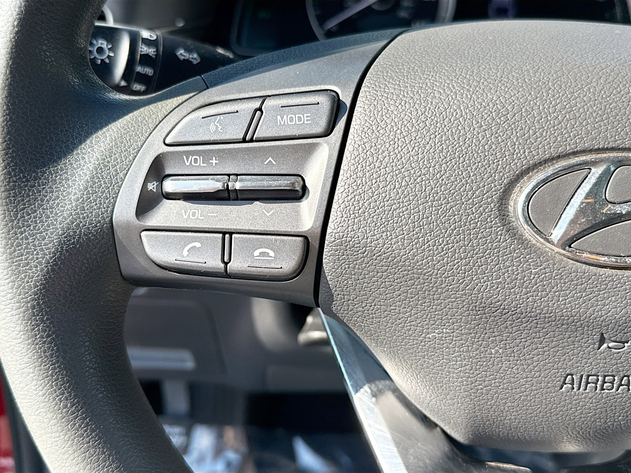 Used 2020 Hyundai Ioniq Blue image 33