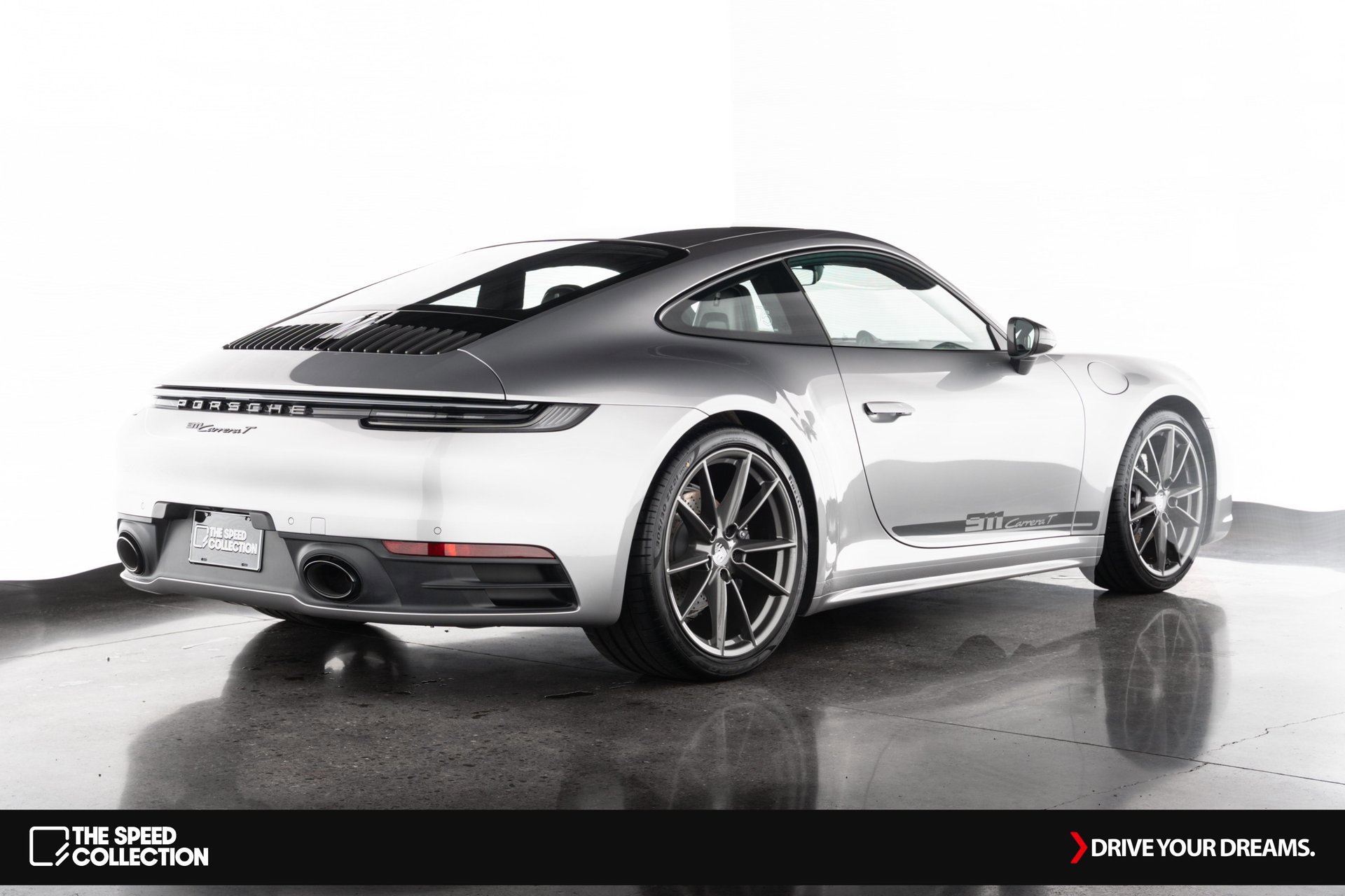 Used 2024 Porsche 911 Carrera T image 8