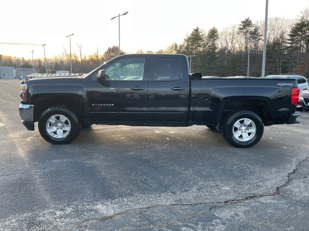 Used 2017 Chevrolet Silverado 1500 LT w/ All Star Edition image 3